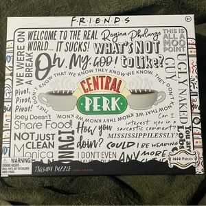 Friends Central Perk 1000 Piece Jigsaw Puzzle